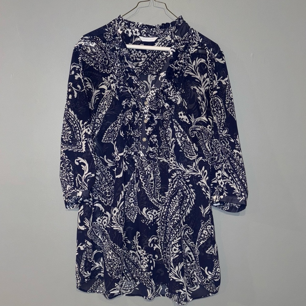 New York & Co Sheer Navy & White Chiffon Paisley‎ Ruffle Neck Tunic To Size L